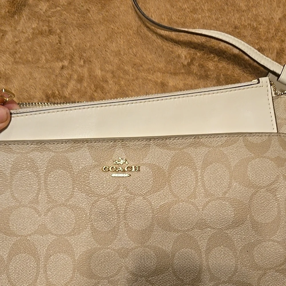 Coach crossbody signature